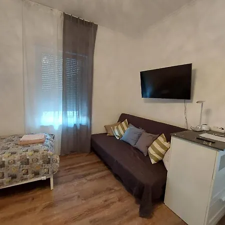 Gaestewohnung Mit Kueche An Der Elbe * Maagdenburg